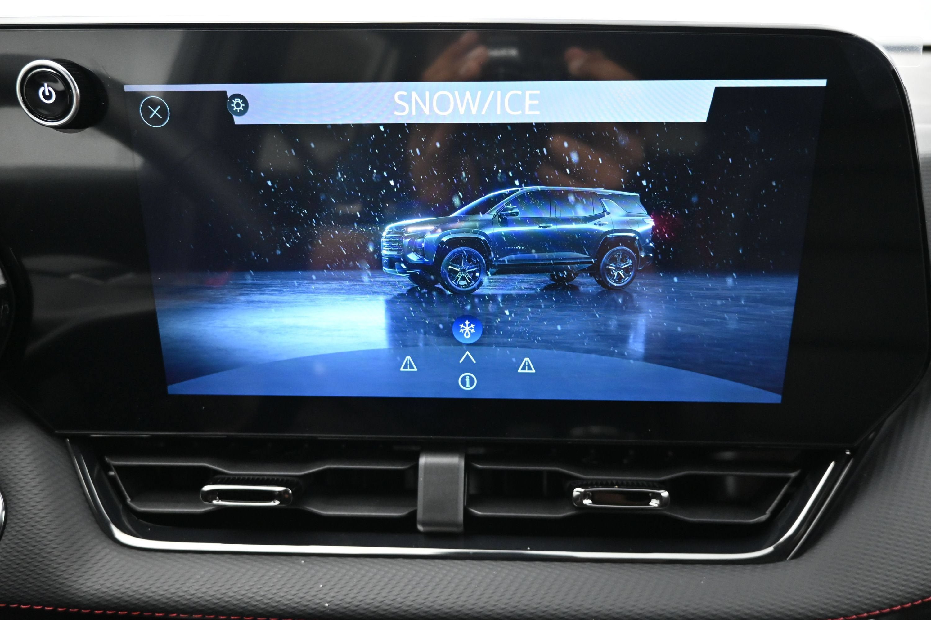 New 2027 Chevrolet Equinox RS w/ Convenience Package III FWD image 23