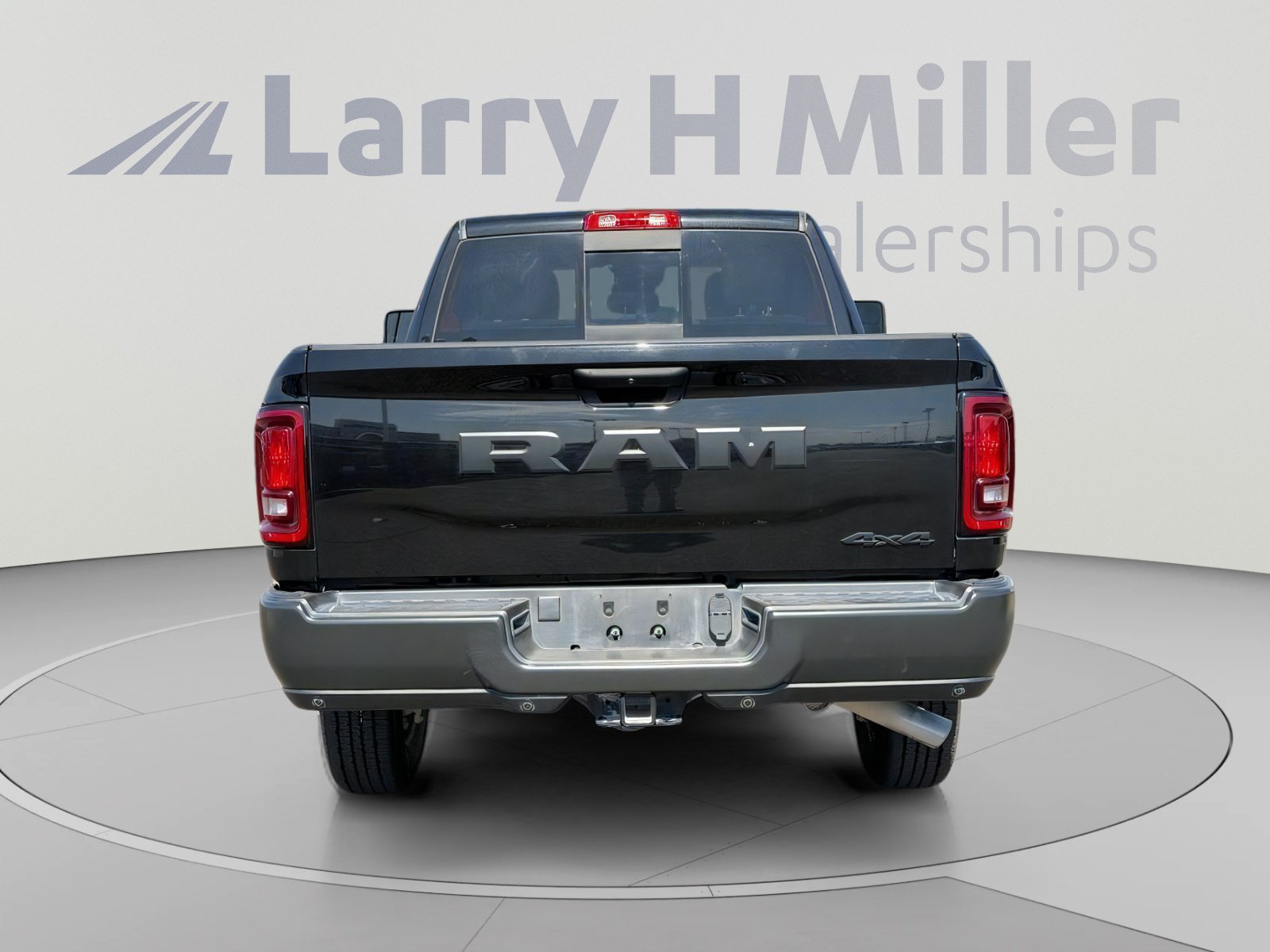 Certified 2025 RAM 2500 Tradesman AWD/4WD image 4