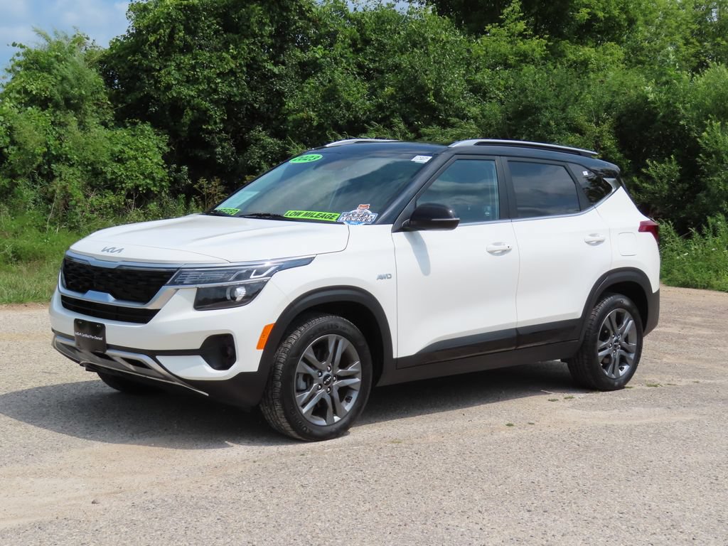 Certified 2023 Kia Seltos S w/ Navigation Package AWD/4WD image 25