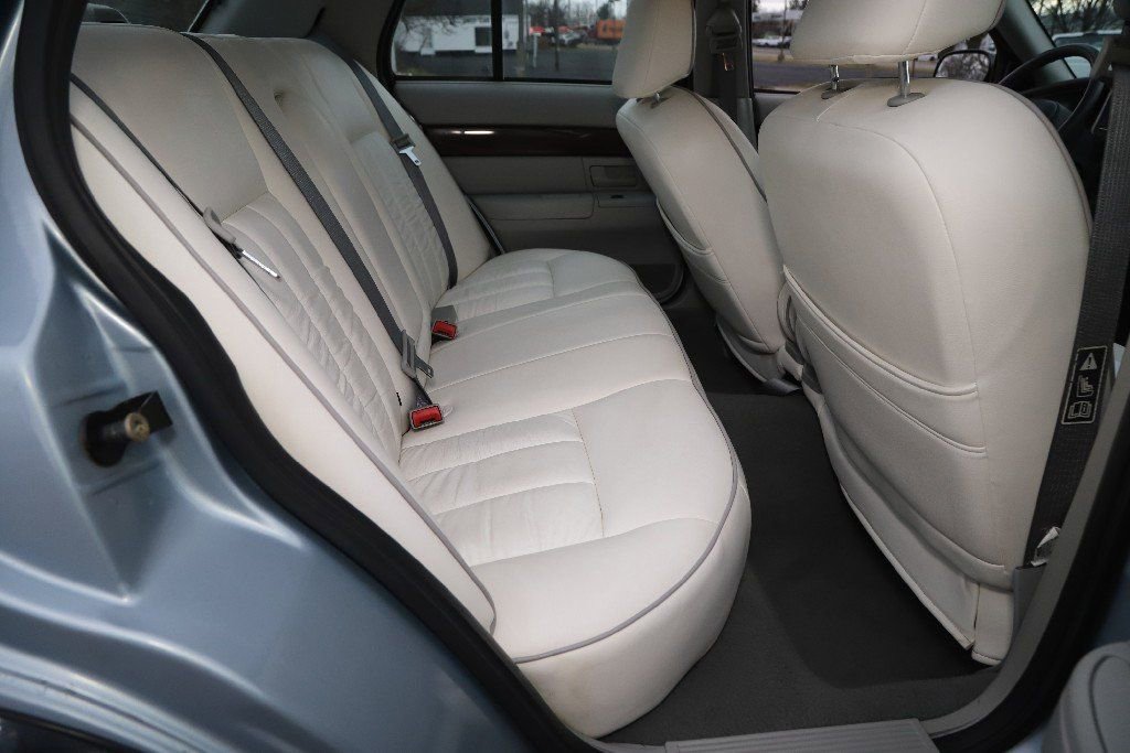Used 2004 Mercury Grand Marquis GS image 26