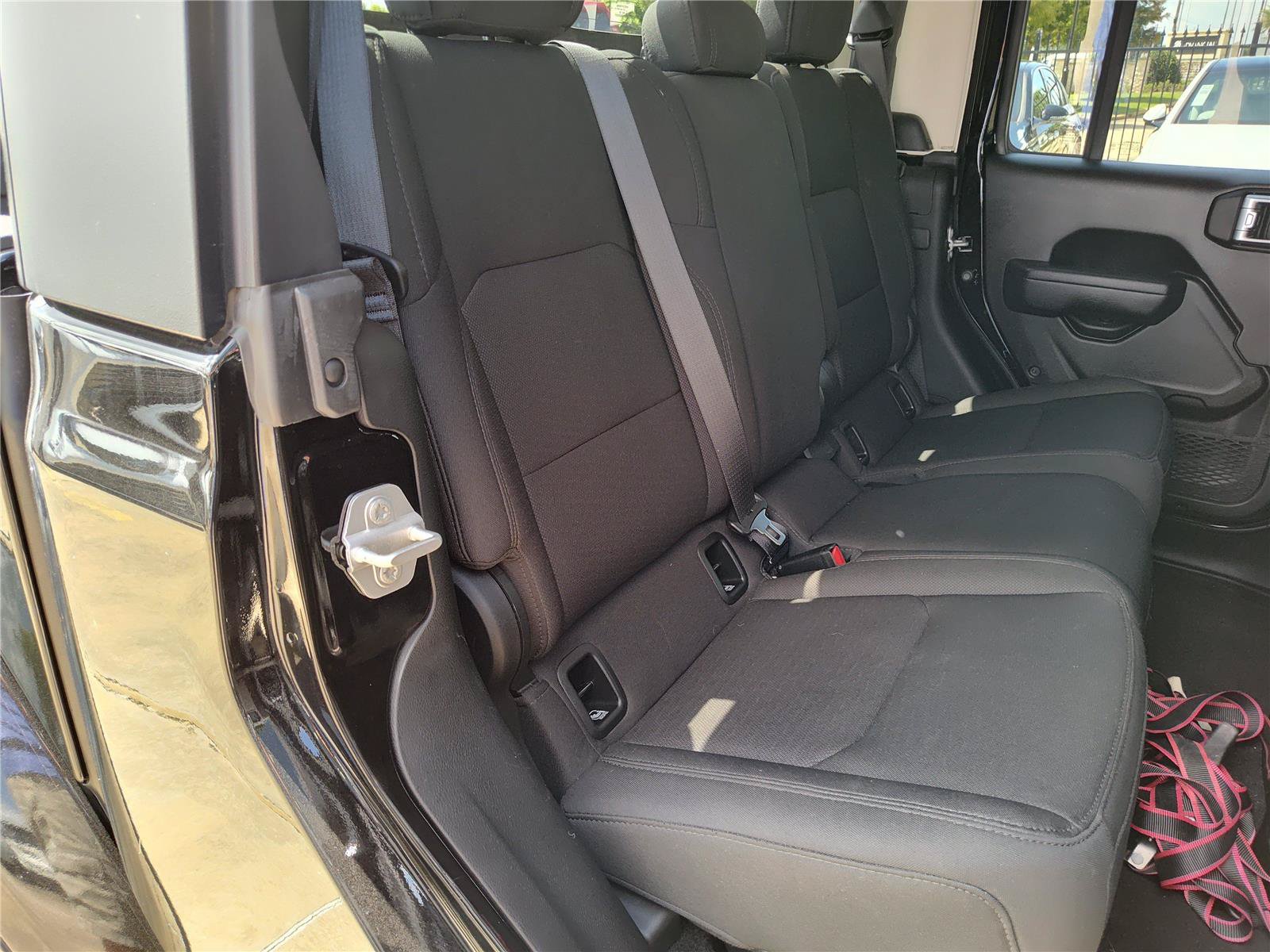 Used 2023 Jeep Gladiator Sport AWD/4WD image 23