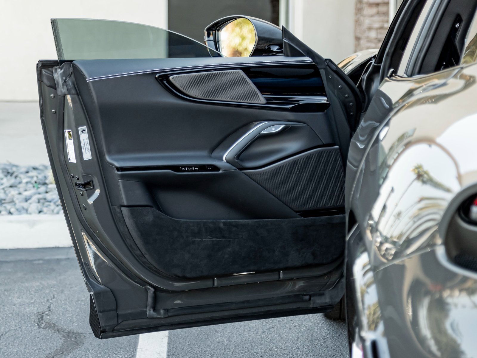 Used 2025 Ferrari Purosangue image 11