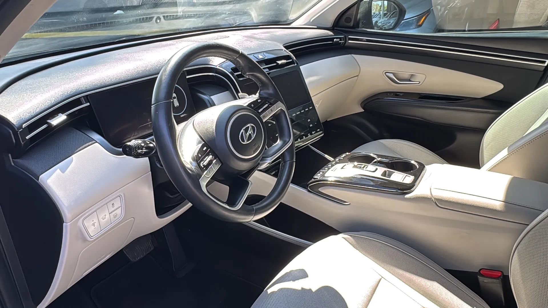 Used 2022 Hyundai Tucson Limited image 13