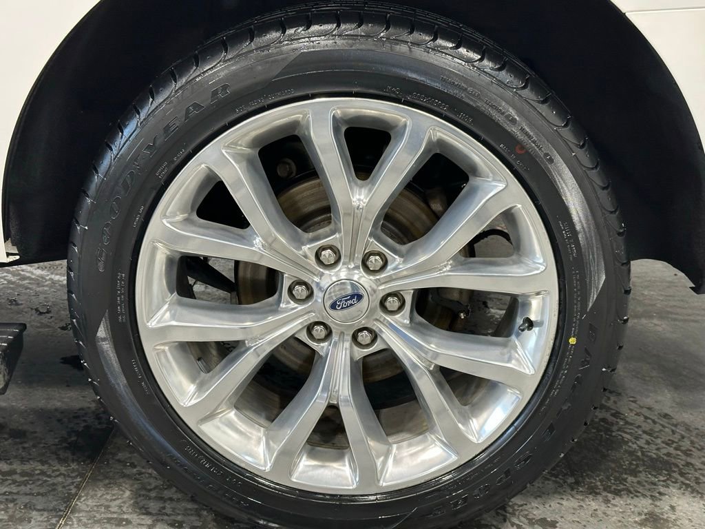 Used 2019 Ford Expedition Limited w/ Equipment Group 302A image 10