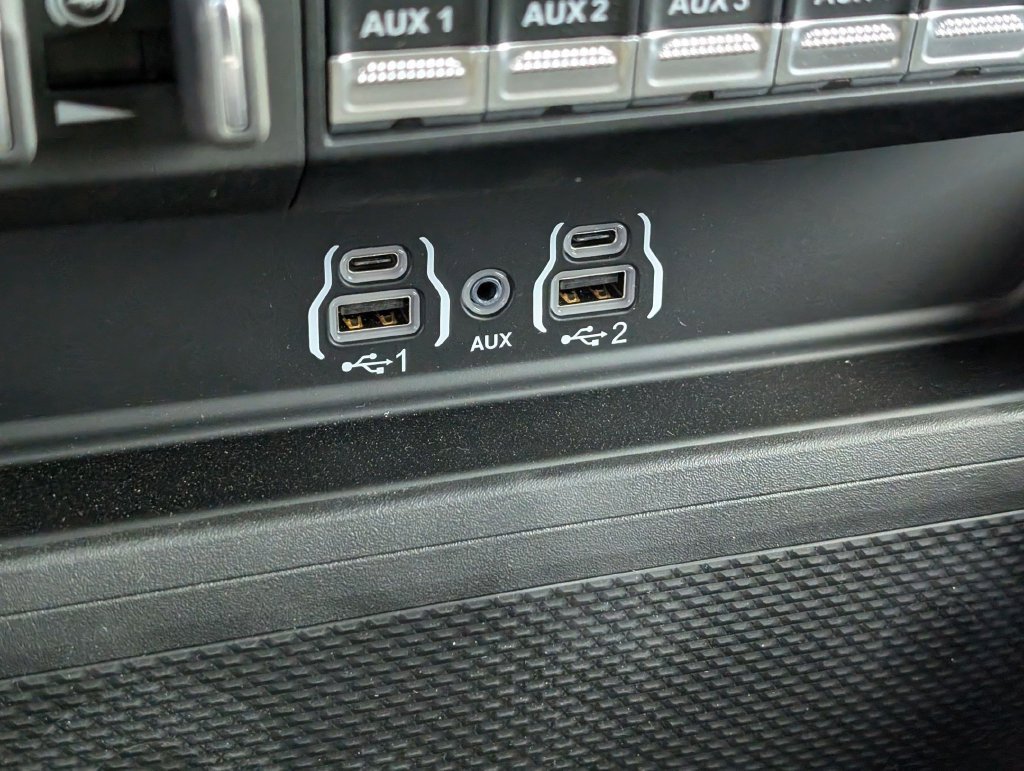New 2026 RAM 3500 Big Horn AWD/4WD image 20
