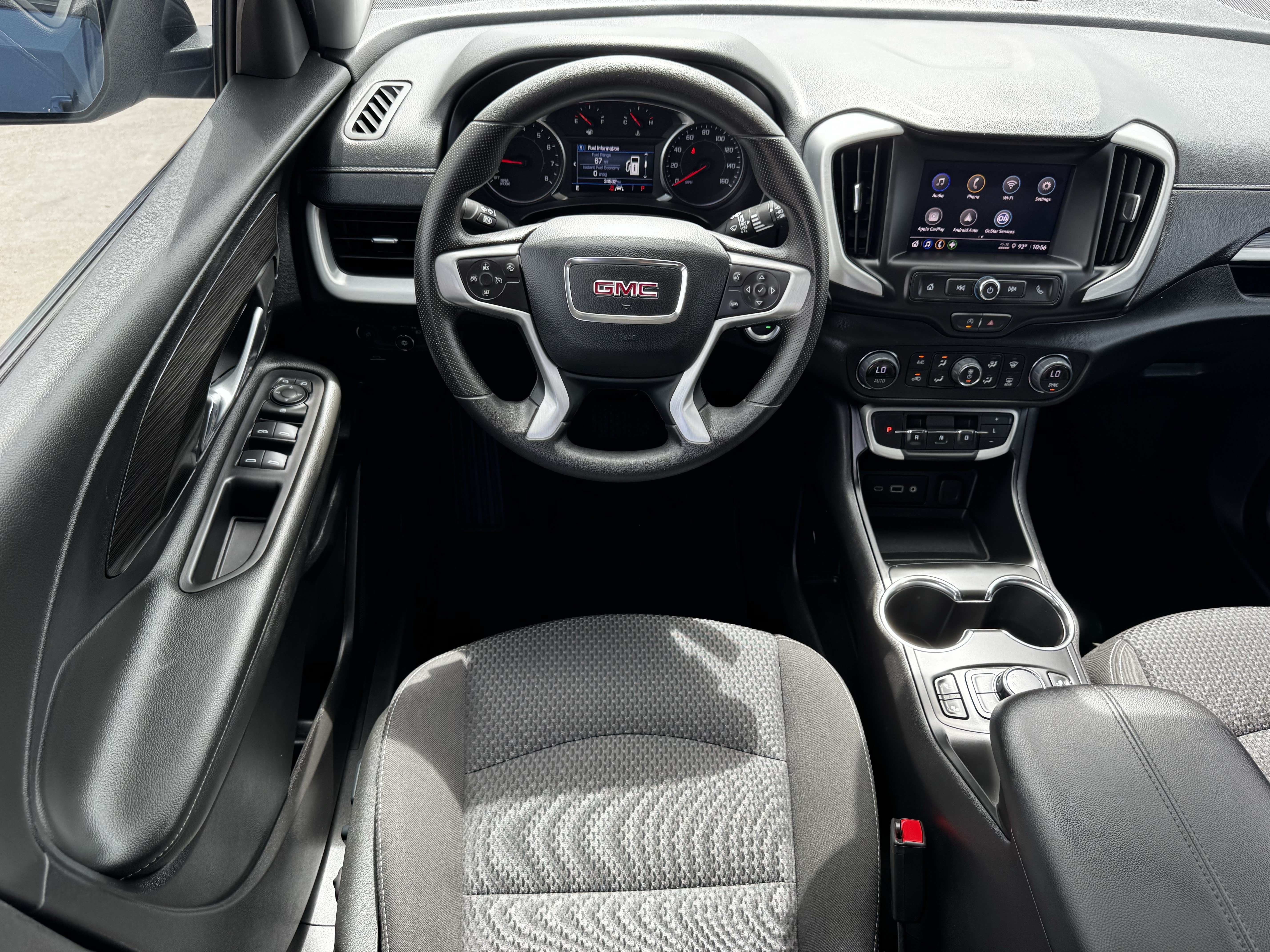 Used 2024 GMC Terrain SLE w/ Driver Convenience Package FWD image 14