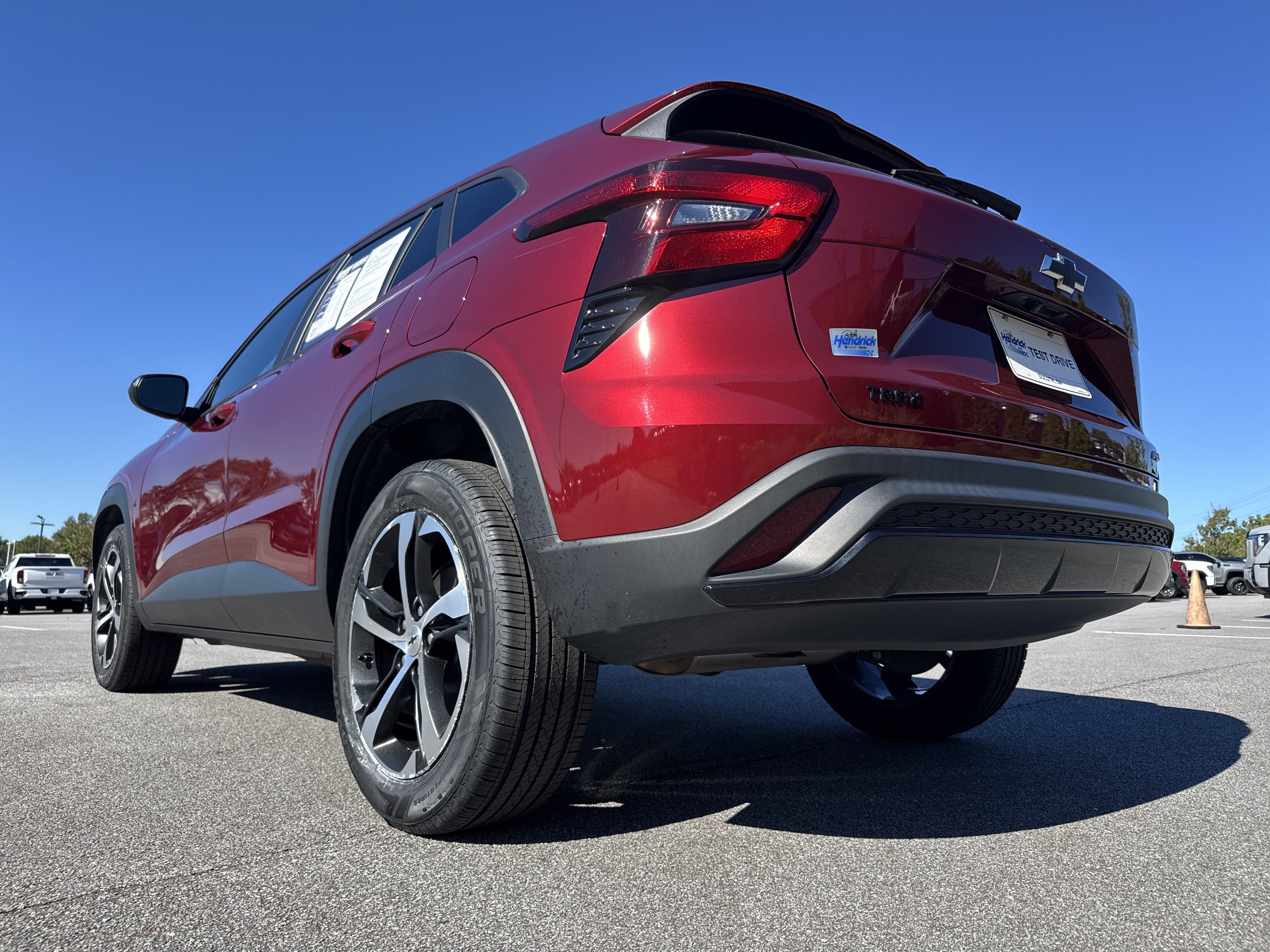 Used 2024 Chevrolet Trax RS w/ Driver Confidence Package FWD image 8