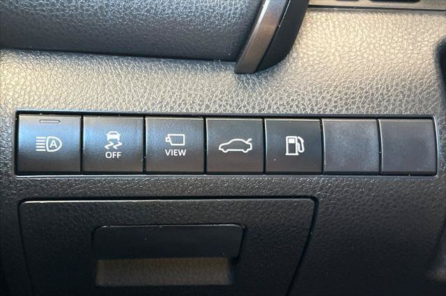 Certified 2018 Toyota Camry XLE w/ Audio Package FWD image 30