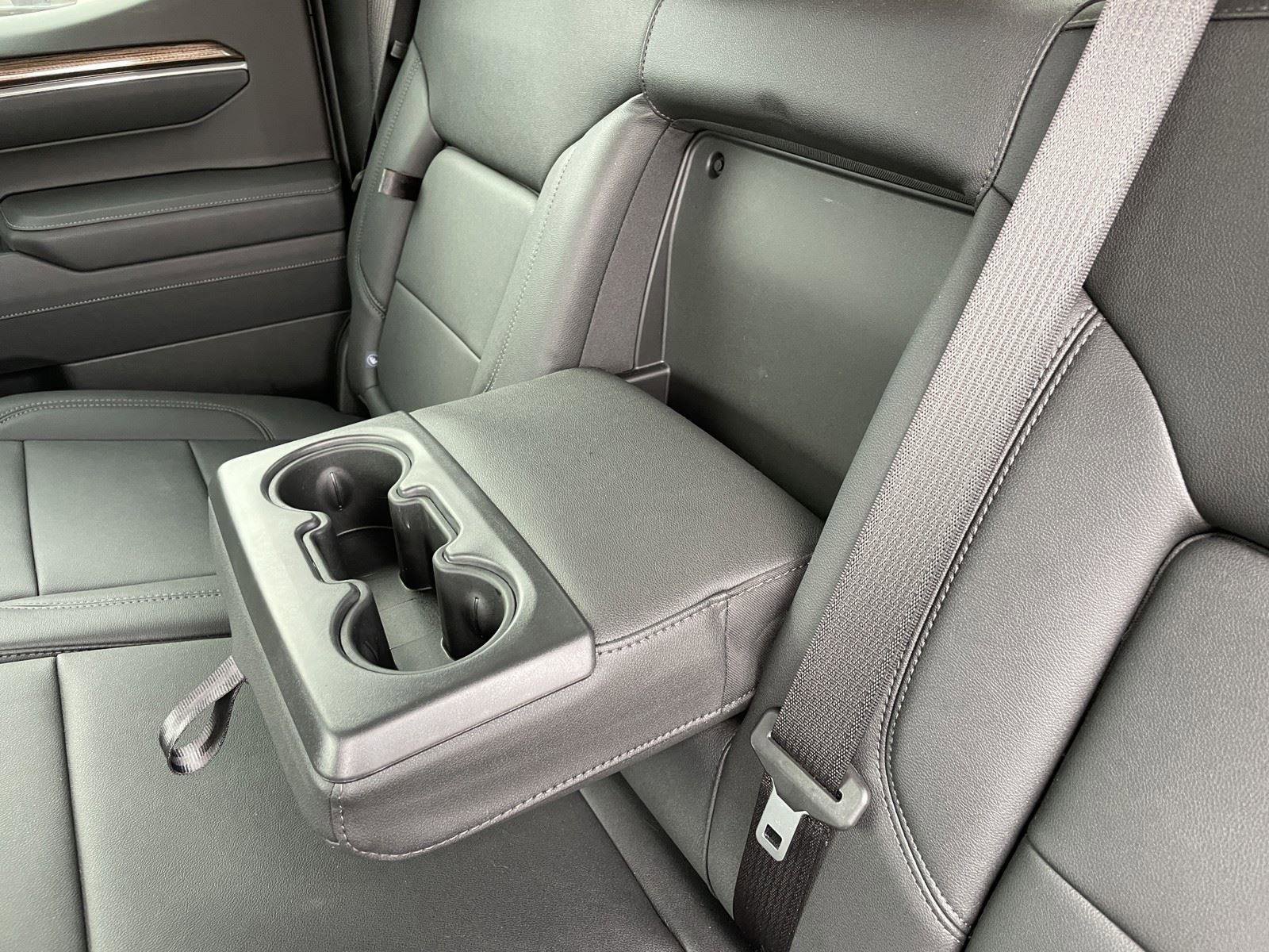 Used 2025 Chevrolet Silverado 1500 LT image 40