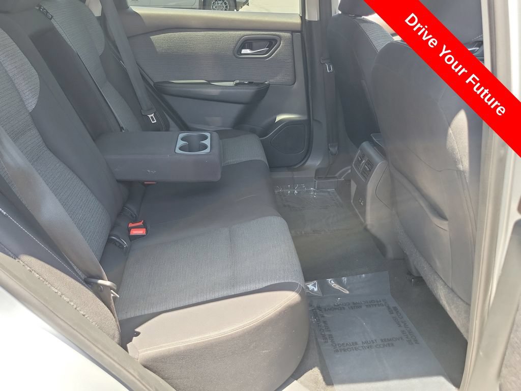 Used 2023 Nissan Rogue SV FWD image 20