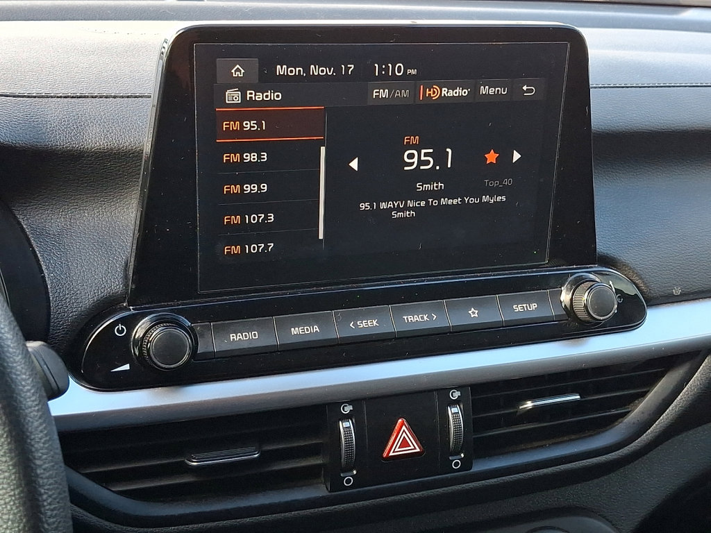 Used 2023 Kia Forte LXS image 28