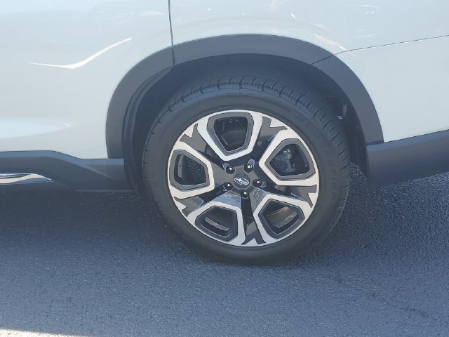 Used 2024 Subaru Ascent Limited AWD/4WD image 8