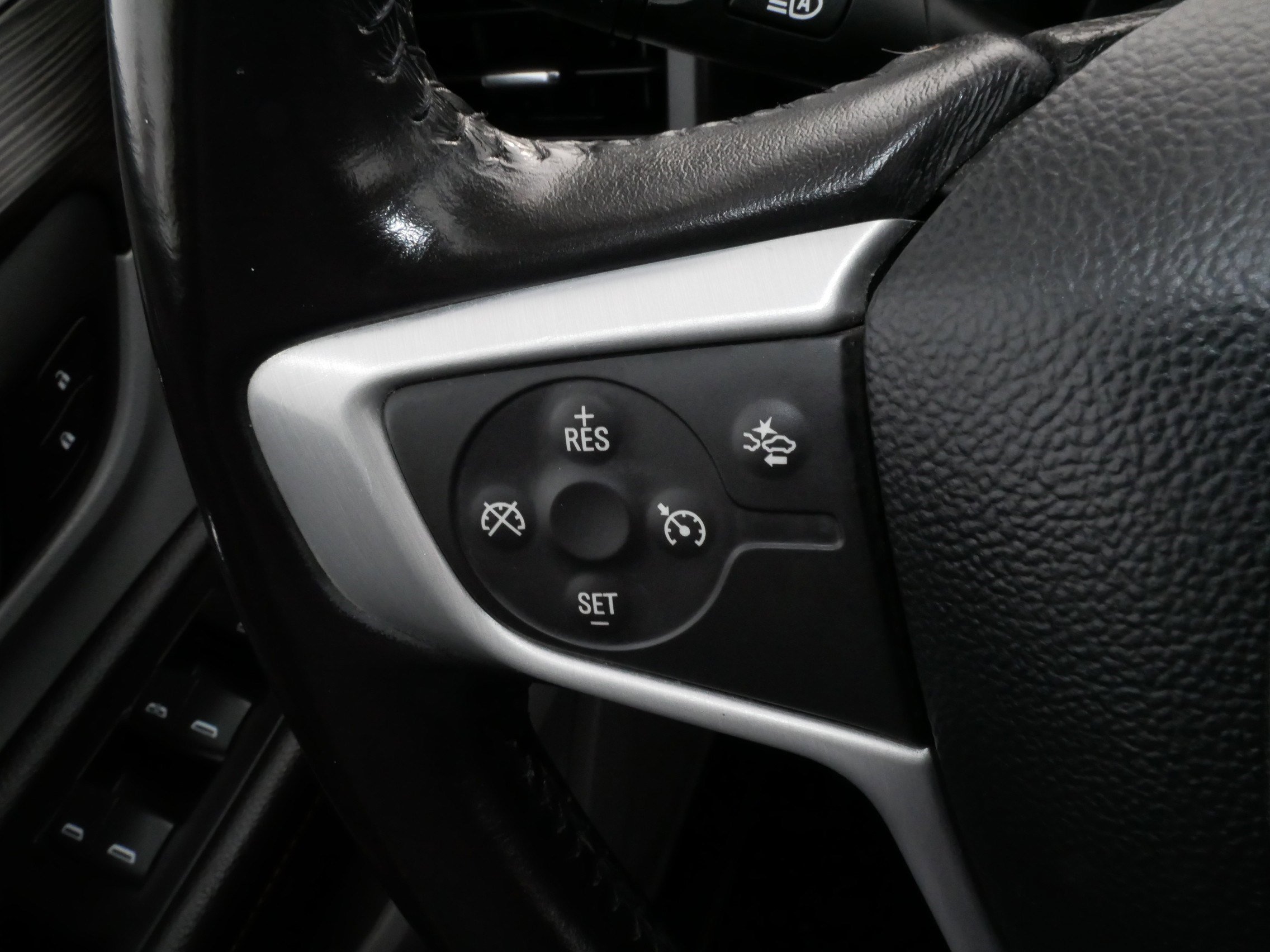 Used 2020 GMC Terrain SLT image 26