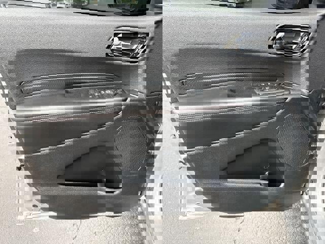 Used 2021 Dodge Durango R/T w/ Technology Group image 22