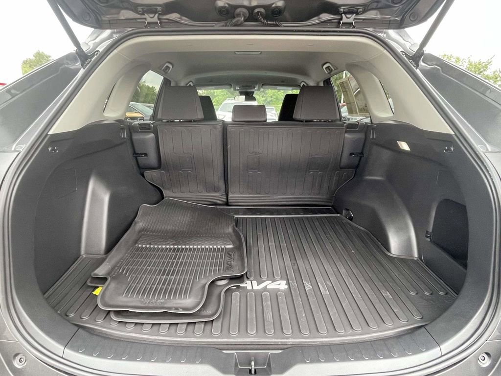 Used 2025 Toyota RAV4 LE FWD image 11