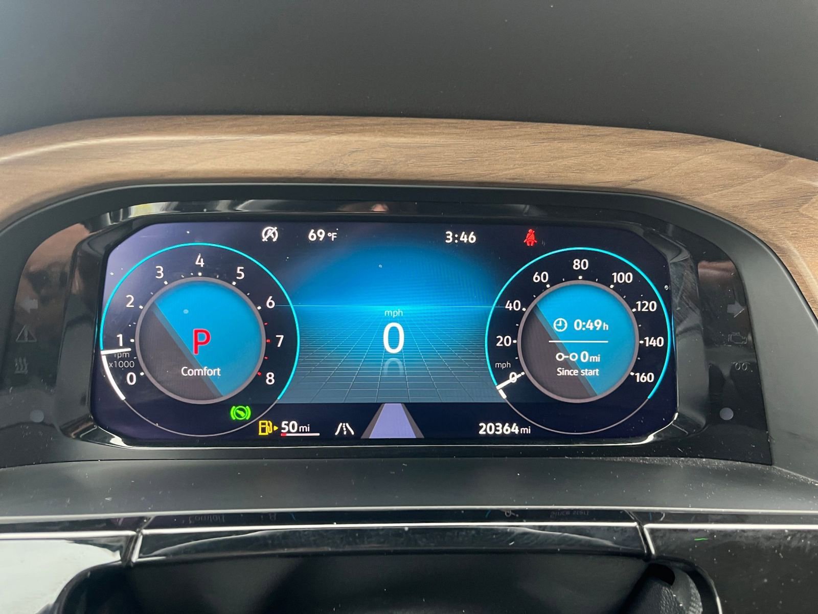 Used 2025 Volkswagen Atlas SE image 36