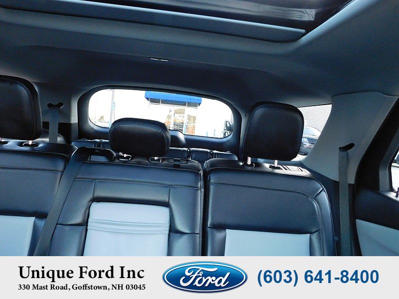 Used 2022 Ford Explorer XLT w/ Equipment Group 202A AWD/4WD image 12