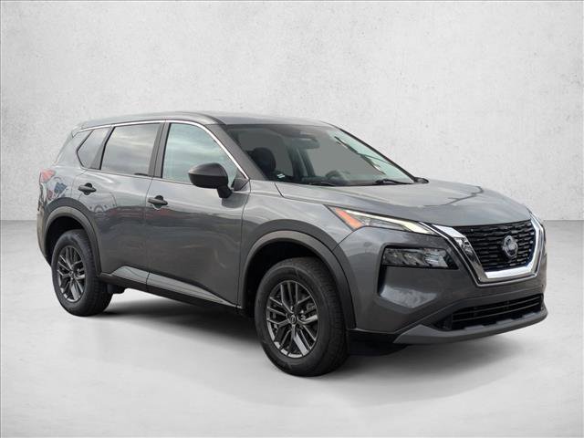 Used 2023 Nissan Rogue S image 3