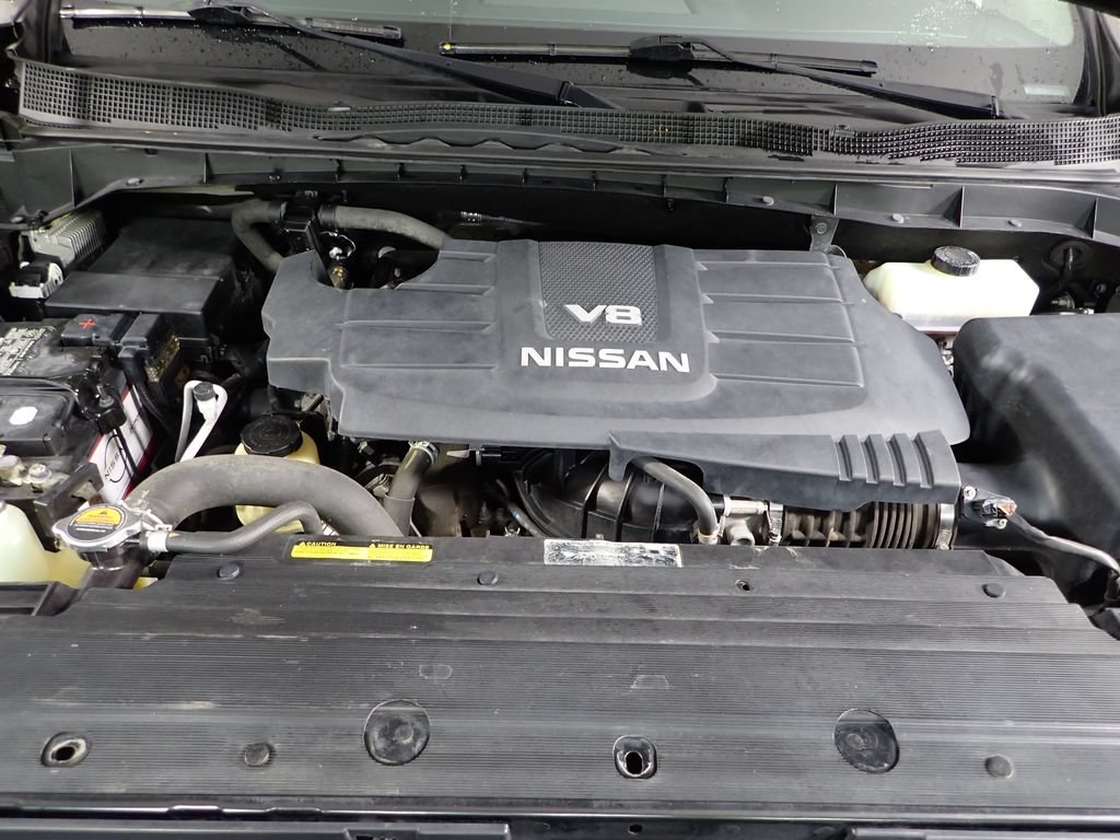 Used 2017 Nissan Titan Platinum Reserve RWD image 43