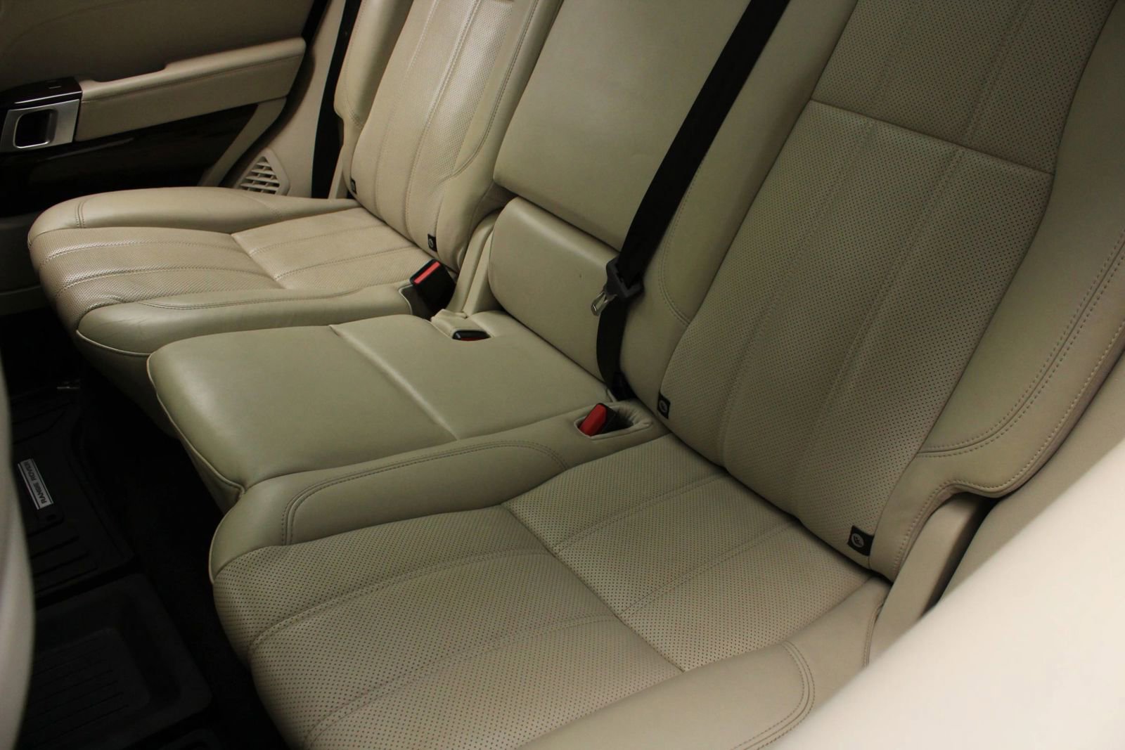 Used 2014 Land Rover Range Rover Supercharged AWD/4WD image 17