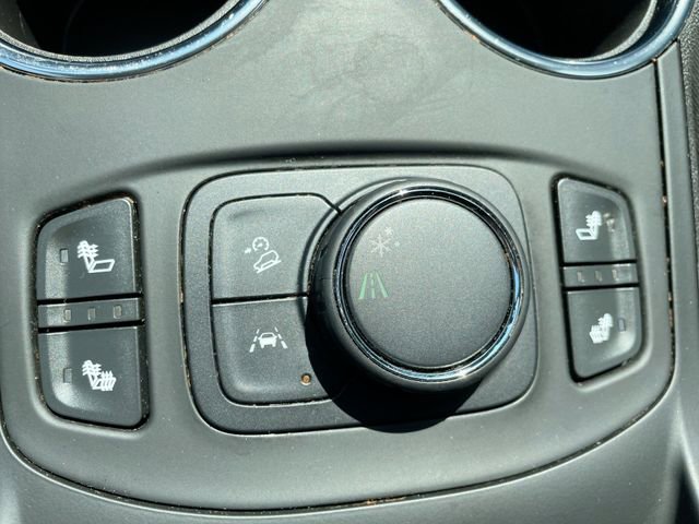 Used 2024 GMC Terrain SLE w/ Driver Convenience Package FWD image 26