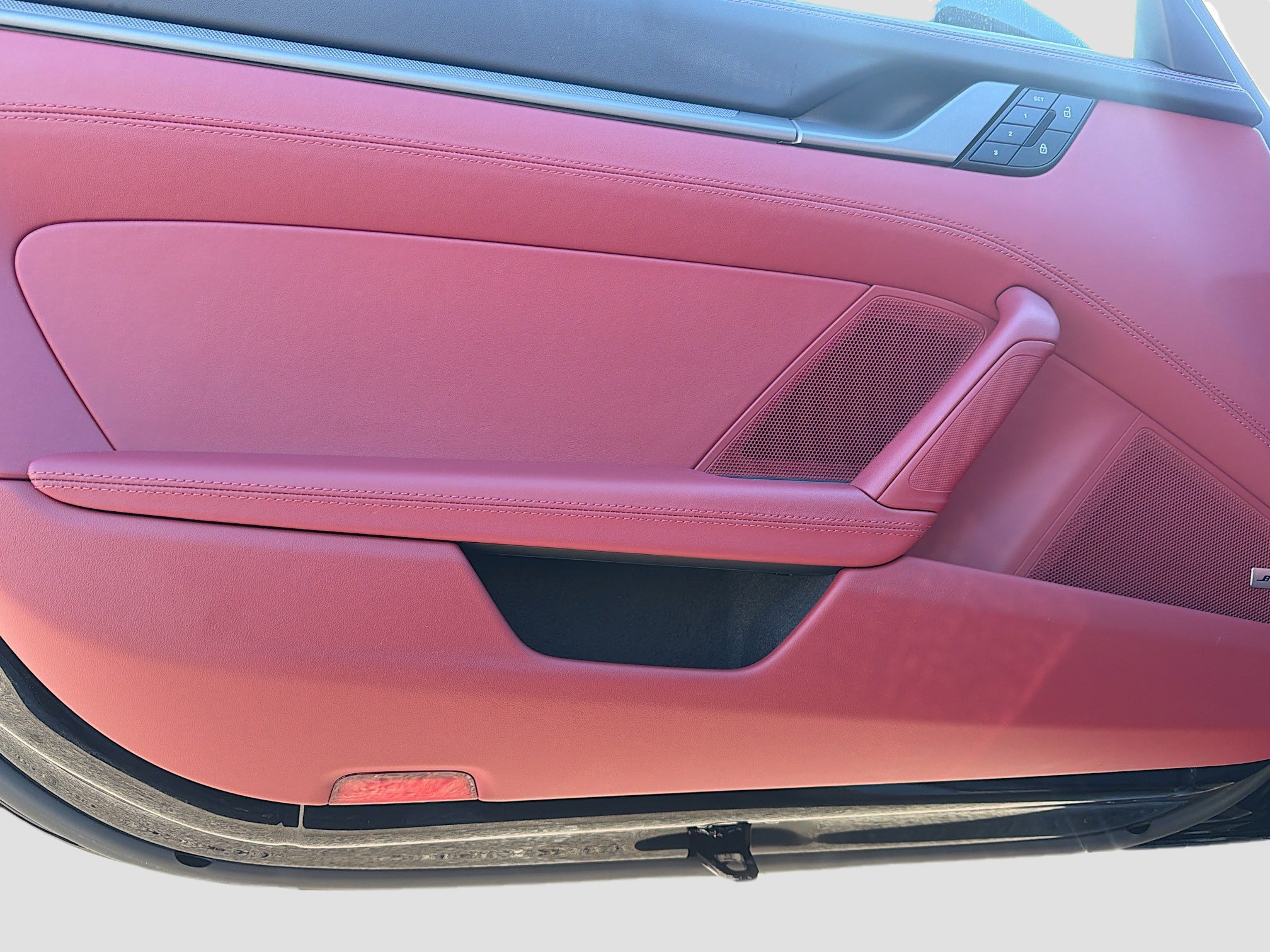 Used 2025 Porsche 911 Carrera image 20