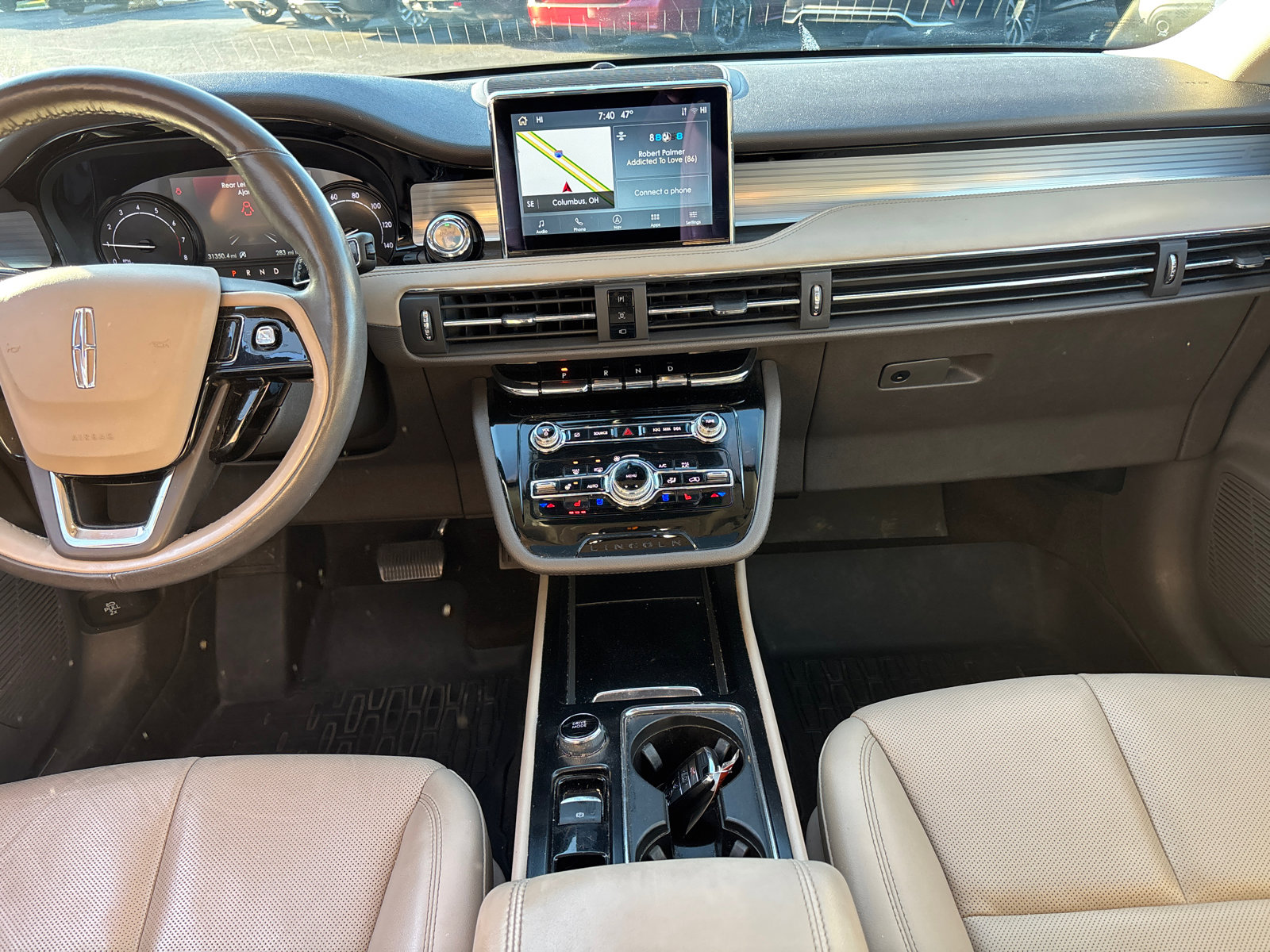Used 2022 Lincoln Corsair AWD w/ Premium Package image 28