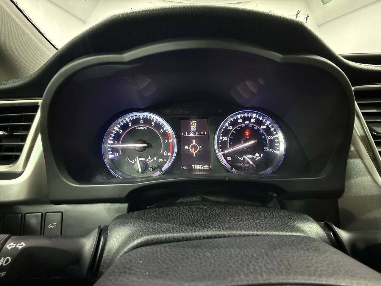 Used 2014 Toyota Highlander XLE AWD/4WD image 14
