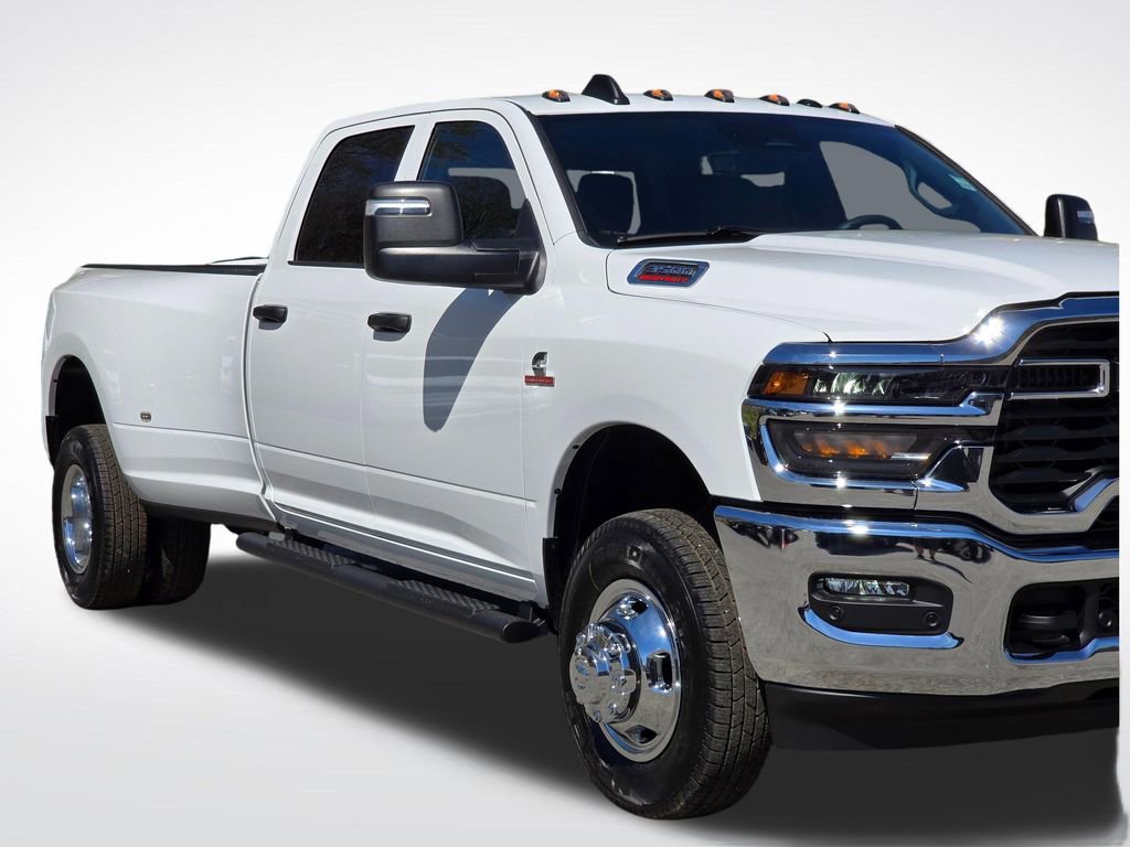 New 2026 RAM 3500 Tradesman image 38