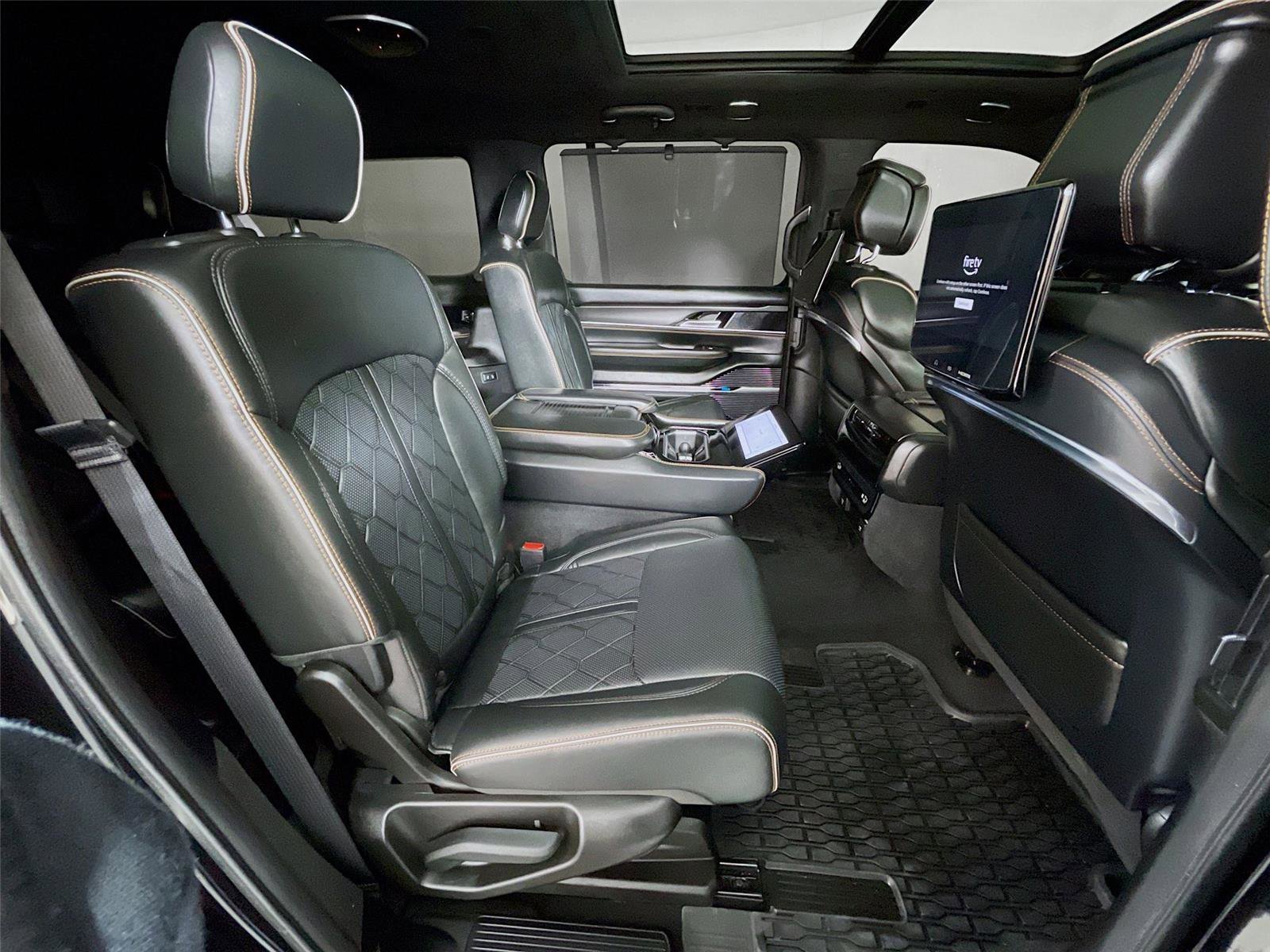 Used 2024 Jeep Grand Wagoneer L Series III w/ Rear Seat Video Group 1 image 33