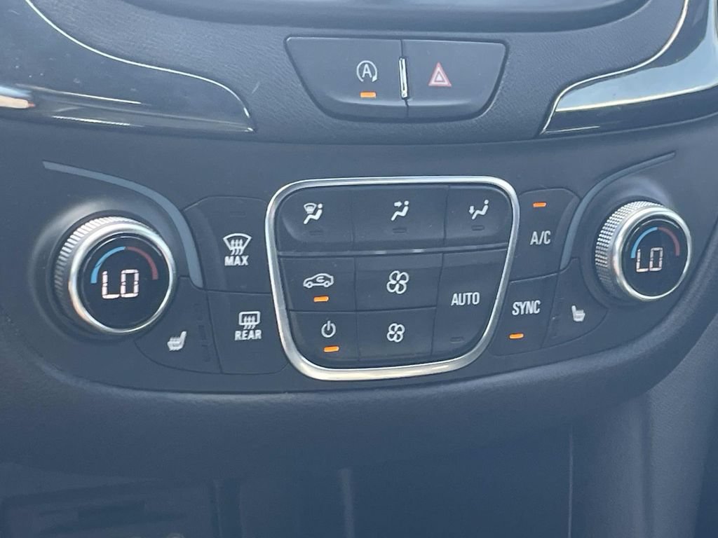Used 2023 Chevrolet Equinox RS w/ RS Leather Package FWD image 19