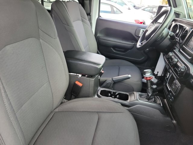 Used 2022 Jeep Wrangler Unlimited Sport image 6