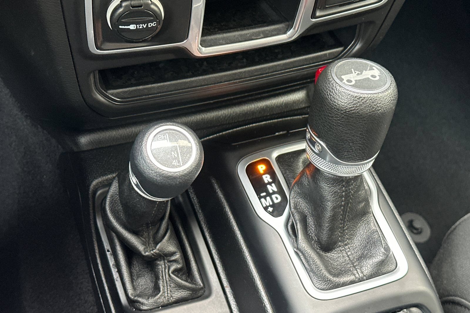 Used 2018 Jeep Wrangler Unlimited Sport AWD/4WD image 21