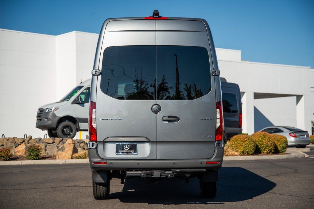 New 2025 Mercedes-Benz Sprinter 2500 image 4