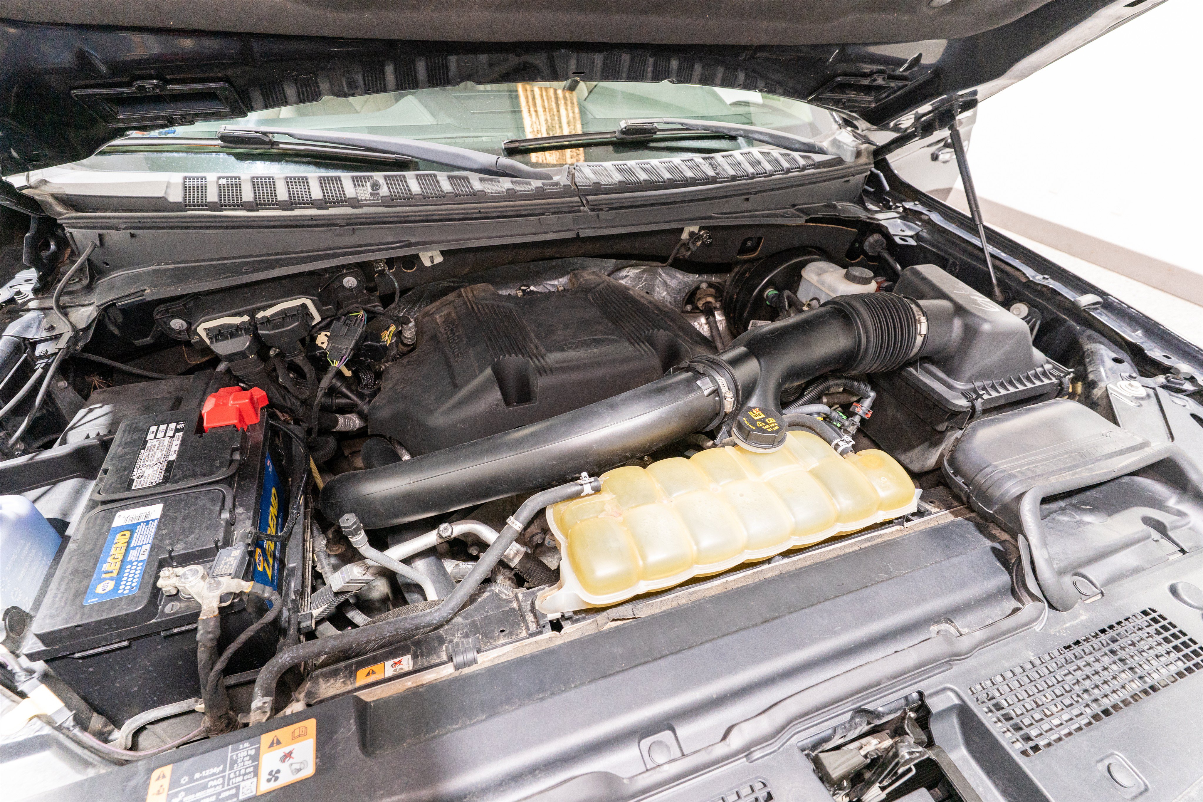 Used 2019 Ford Expedition Limited RWD image 36