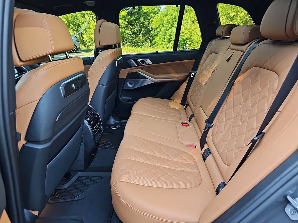 Used 2026 BMW X5 M60i AWD/4WD image 27