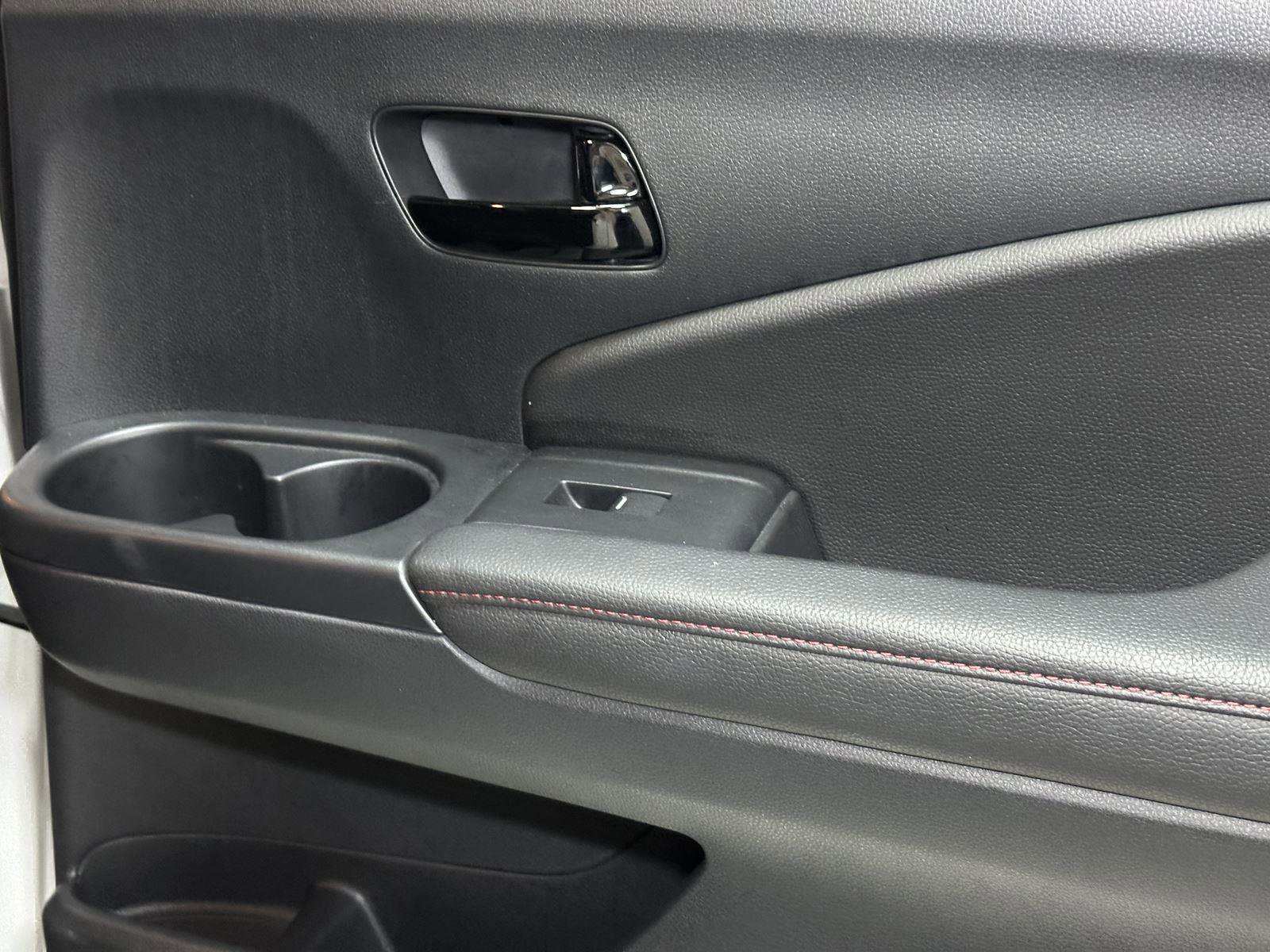 Certified 2024 Honda Passport Black Edition image 35