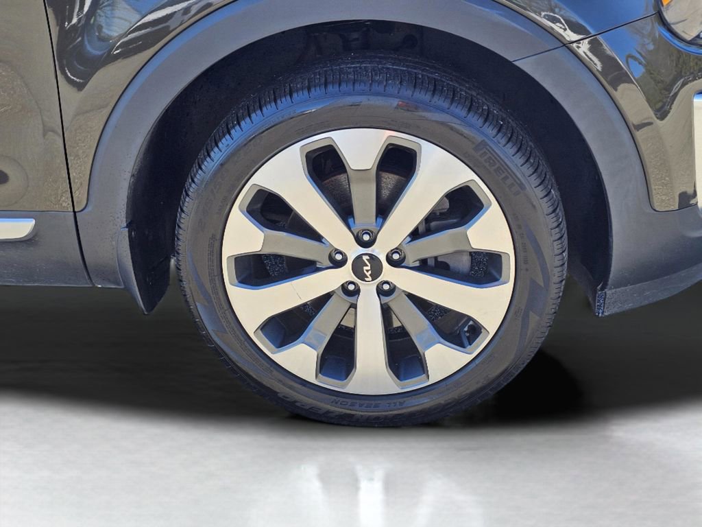 Used 2022 Kia Telluride S image 6