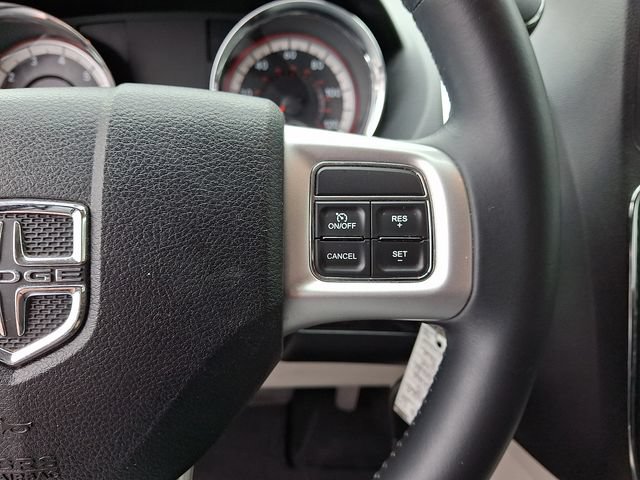 Used 2015 Dodge Grand Caravan SXT w/ UConnect Hands-Free Group FWD image 20