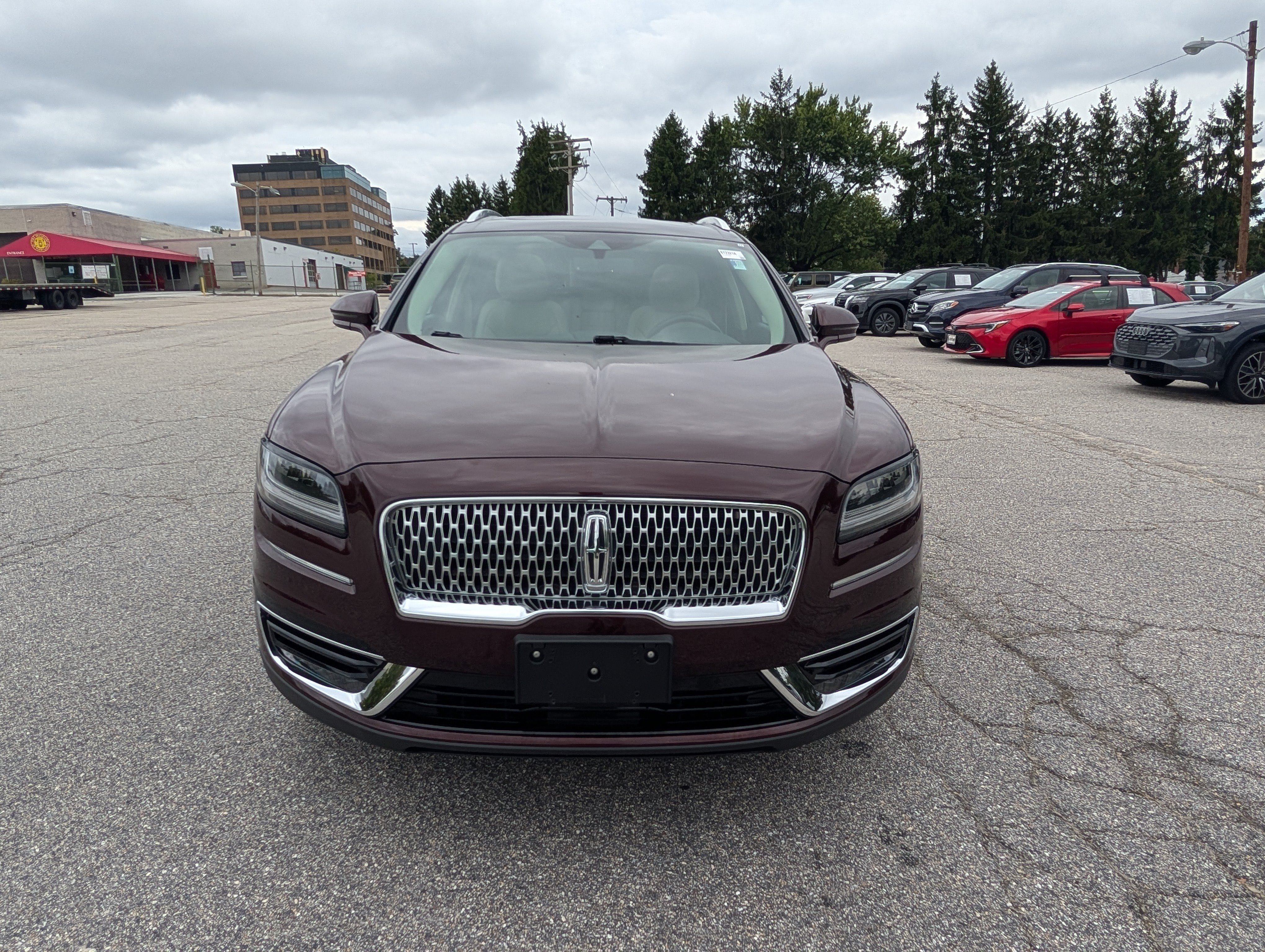 Used 2020 Lincoln Nautilus Reserve w/ Cargo Utility Package AWD/4WD image 8