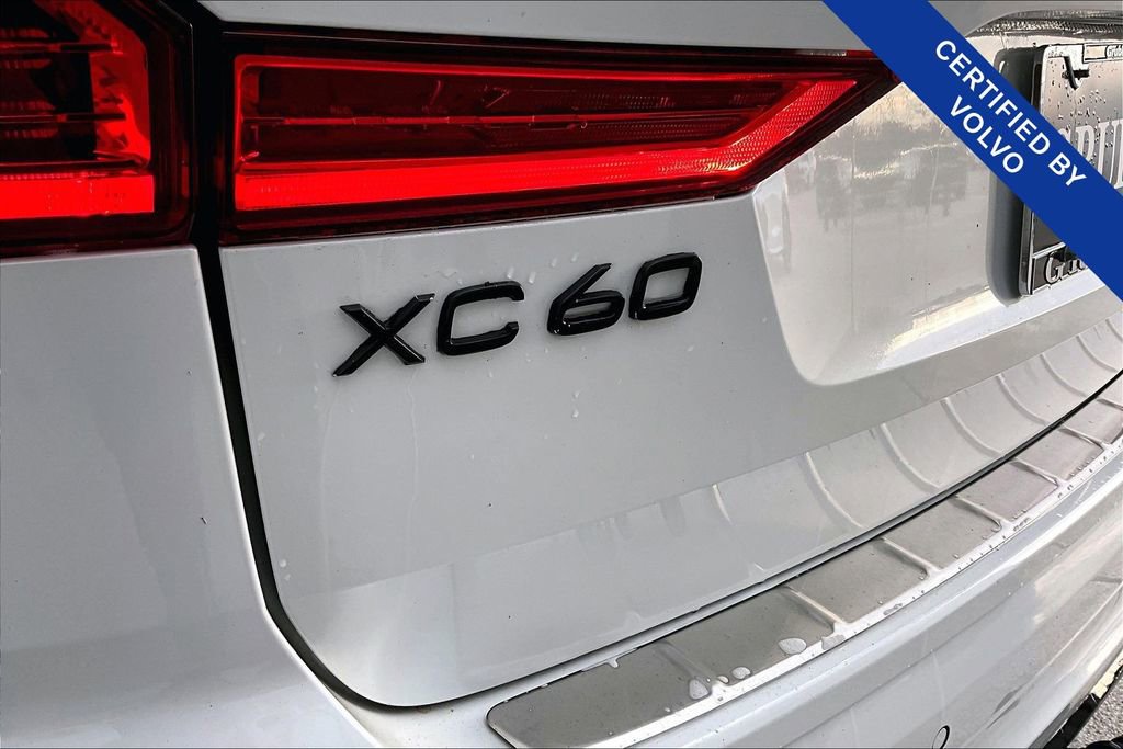 Used 2023 Volvo XC60 B5 Ultimate w/ Protection Package Premier image 41