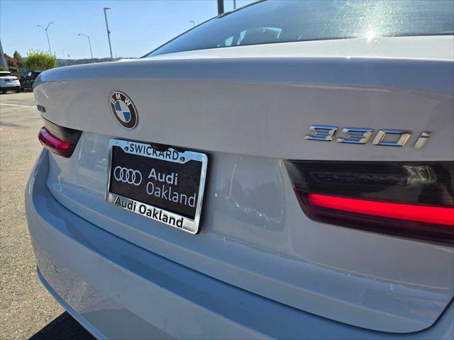 Used 2025 BMW 330i xDrive Sedan image 15