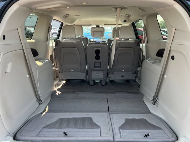 Used 2017 Chrysler Pacifica Touring-L FWD image 7