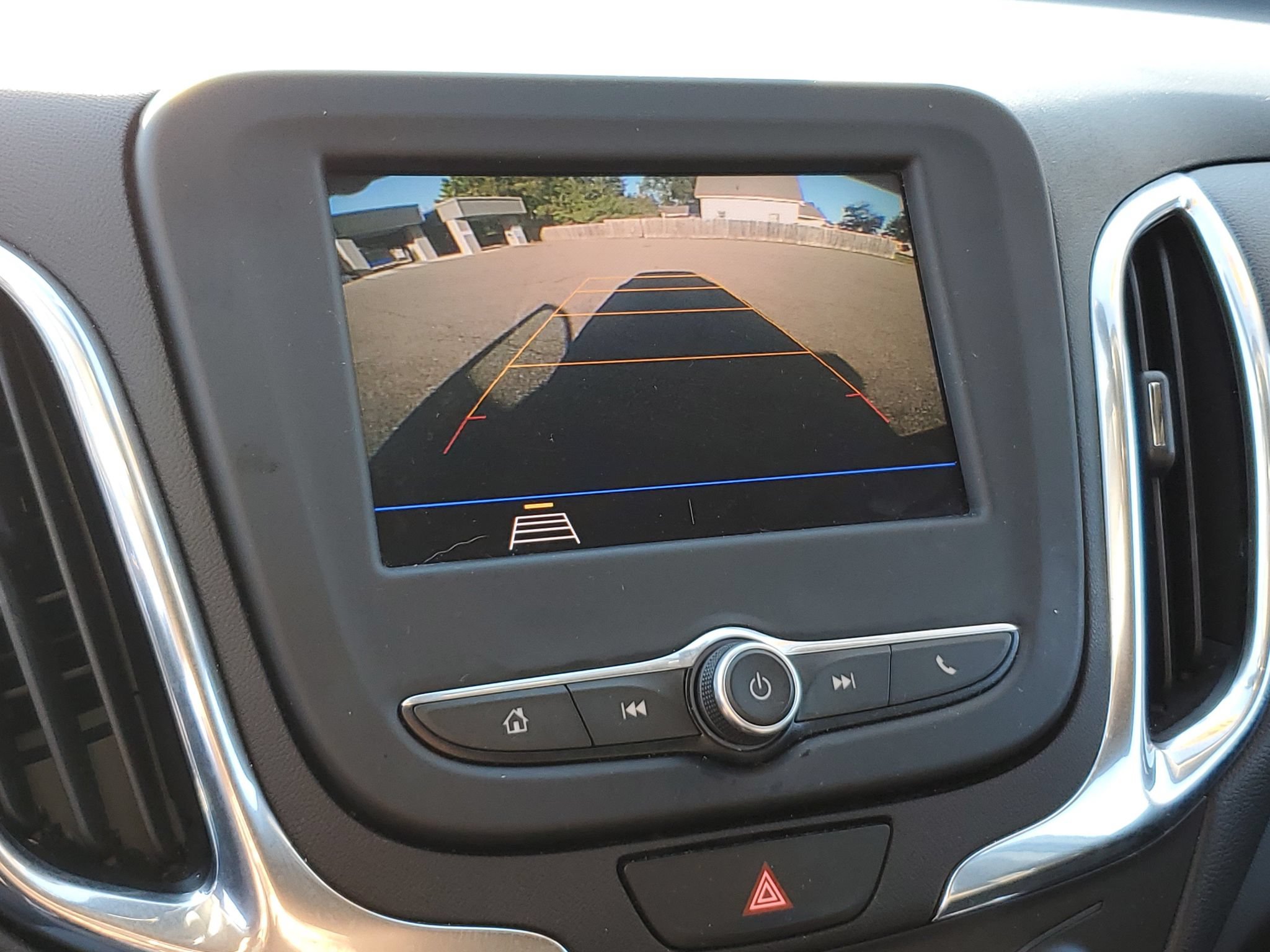 Used 2020 Chevrolet Equinox LT AWD/4WD image 26