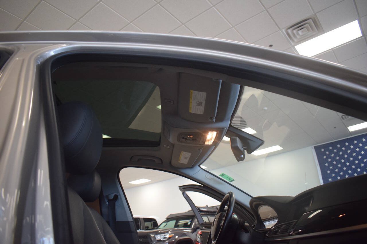 Used 2014 BMW 528i Sedan RWD image 44