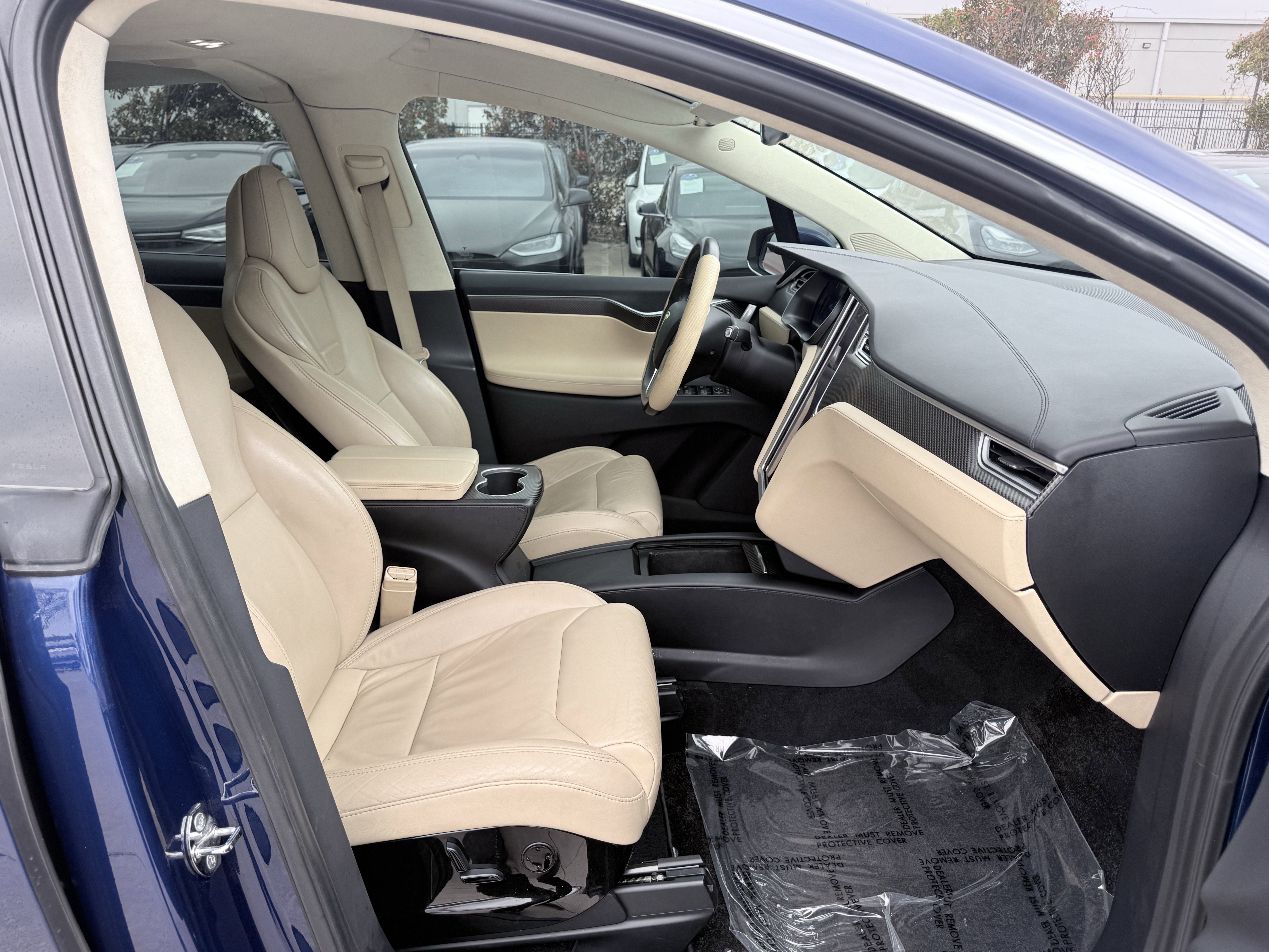 Used 2017 Tesla Model X 75D image 45