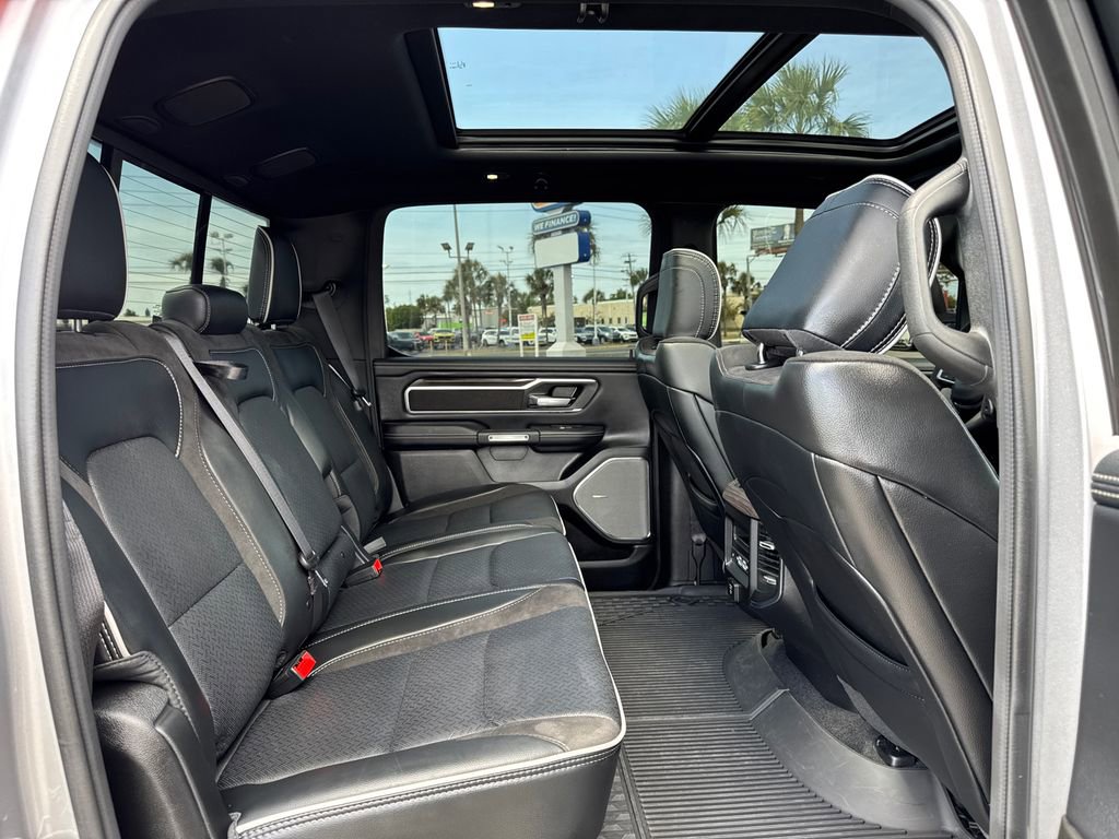 Used 2025 RAM 1500 Laramie w/ Night Edition AWD/4WD image 18