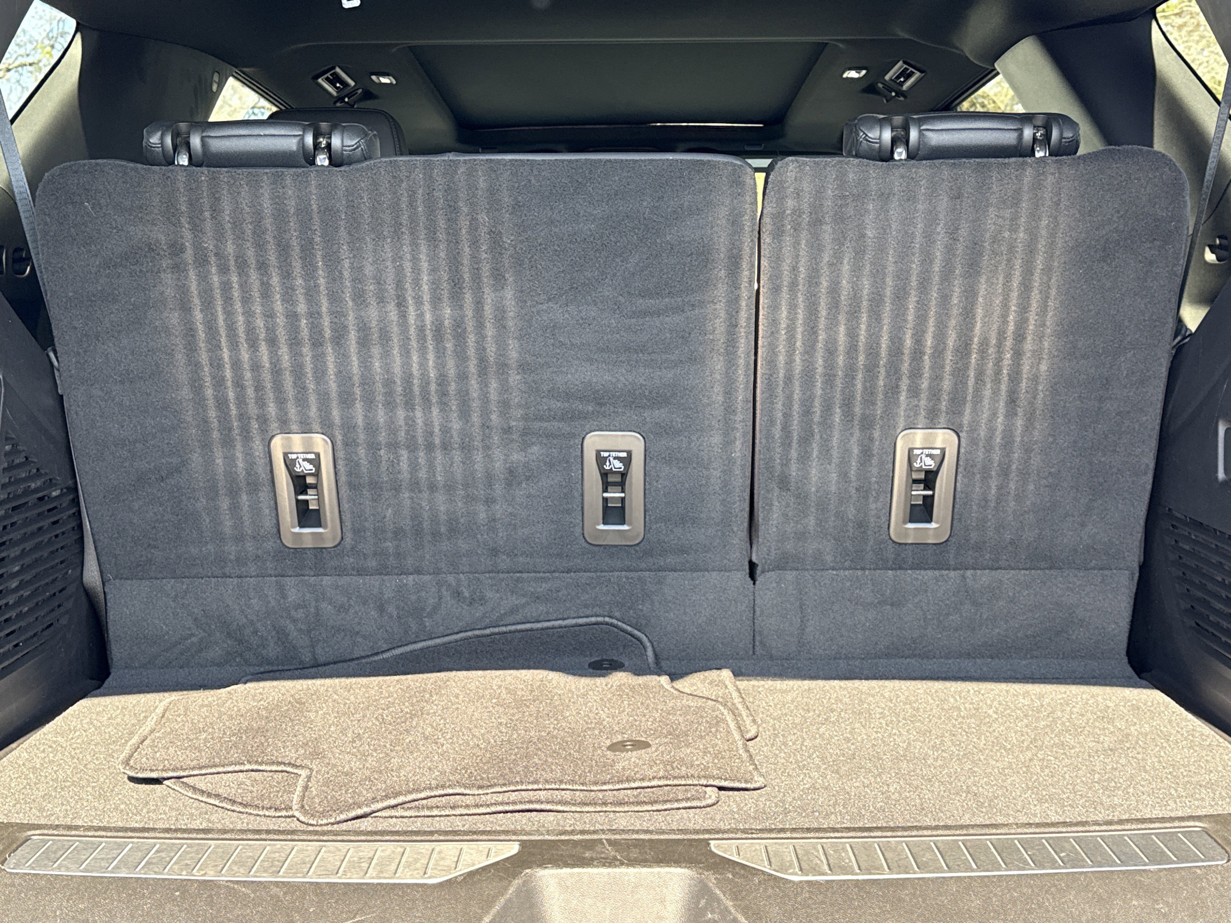 Certified 2023 Chevrolet Tahoe Z71 w/ Luxury Package image 33