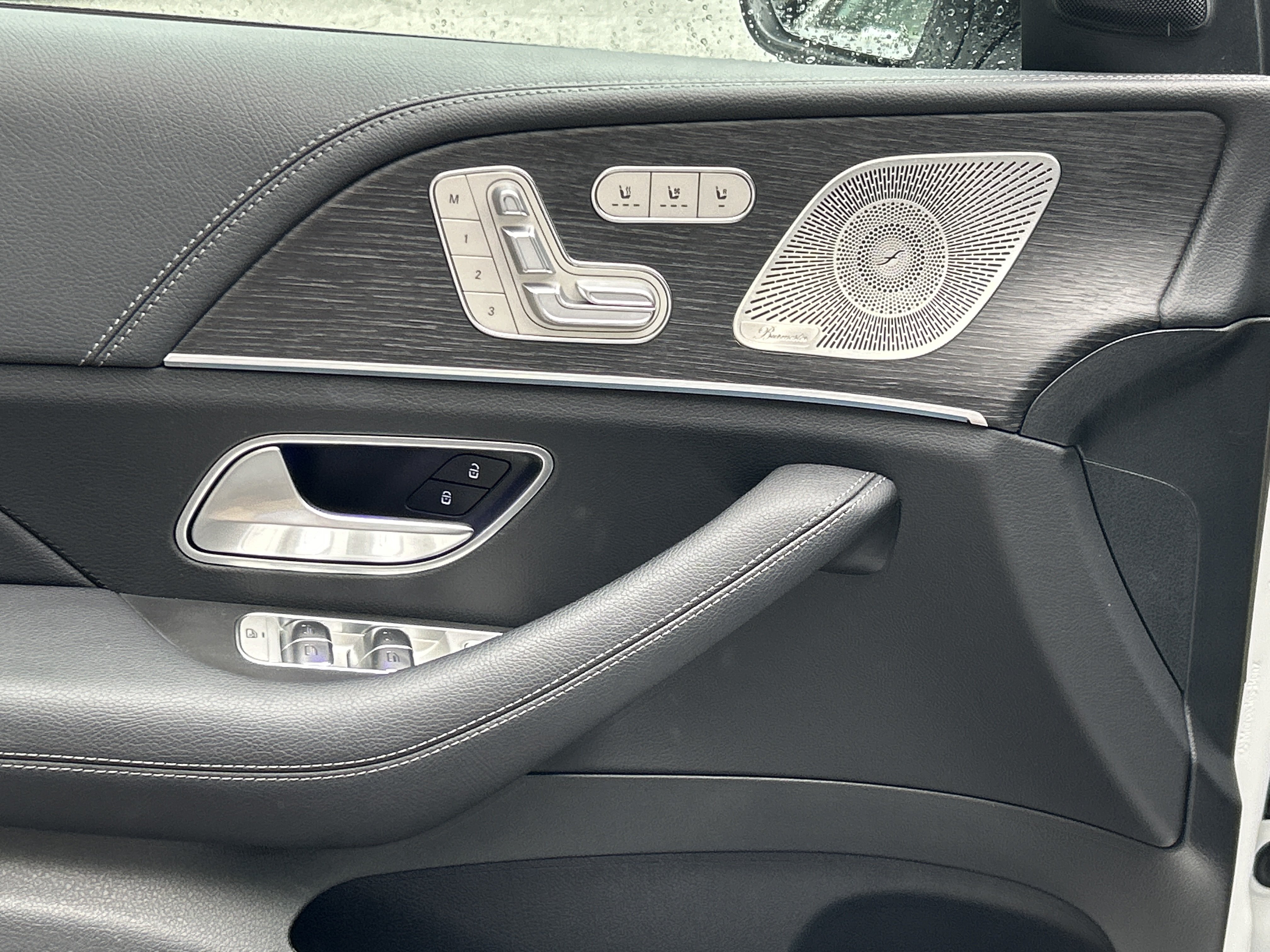Certified 2025 Mercedes-Benz GLS 450 4MATIC image 19