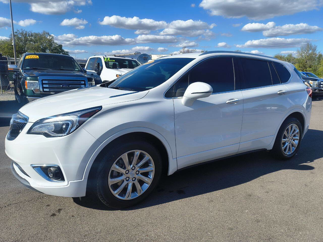 Used 2020 Buick Envision Essence image 2